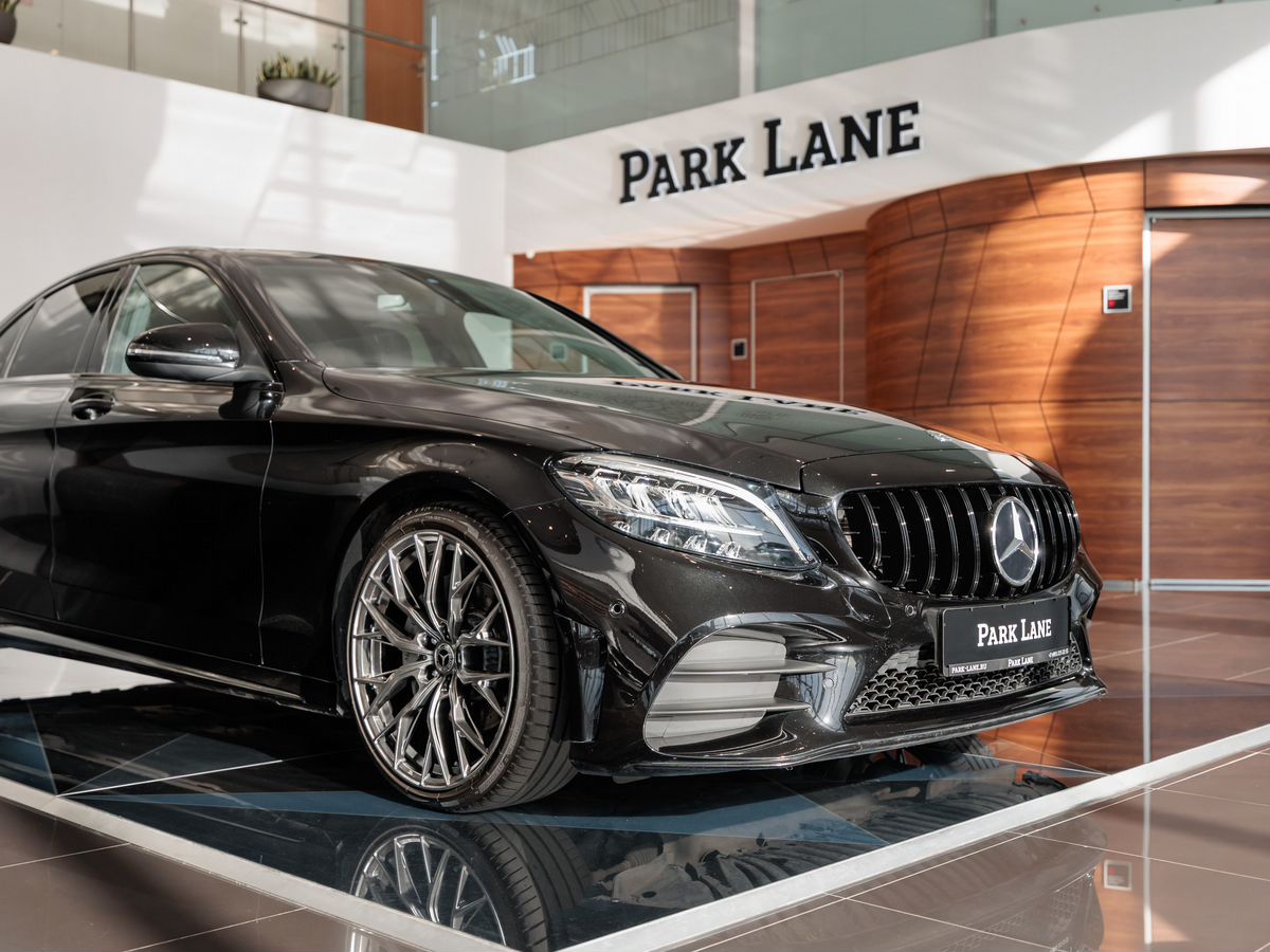 Mercedes-Benz C-Класс IV (W205) Рестайлинг 180 1.5 AT (150 л.с.)