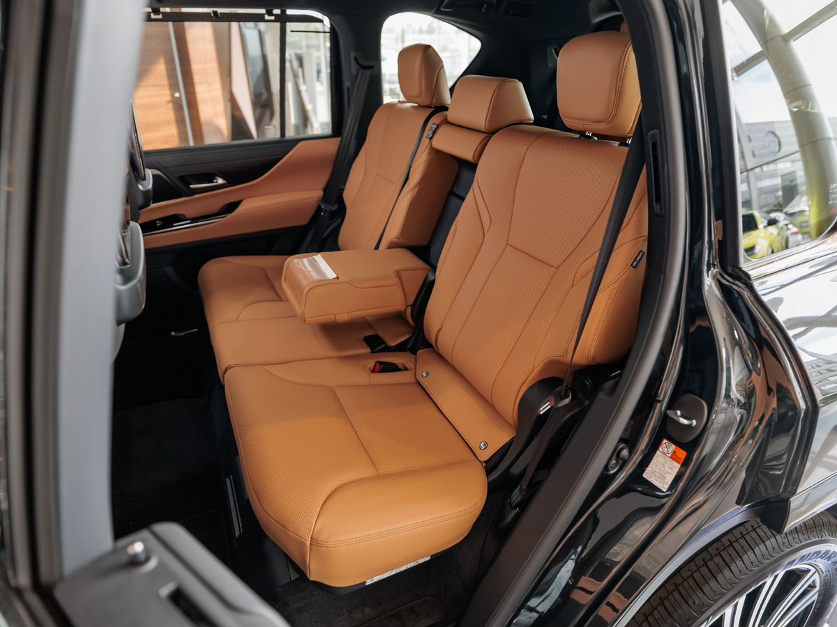 Lexus LX IV 500d 3.4d AT (299 л.с.) 4WD