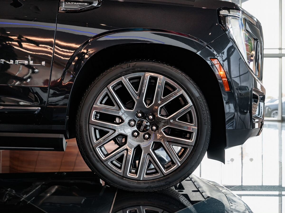 GMC Yukon V Рестайлинг 6.2 AT (420 л.с.) 4WD