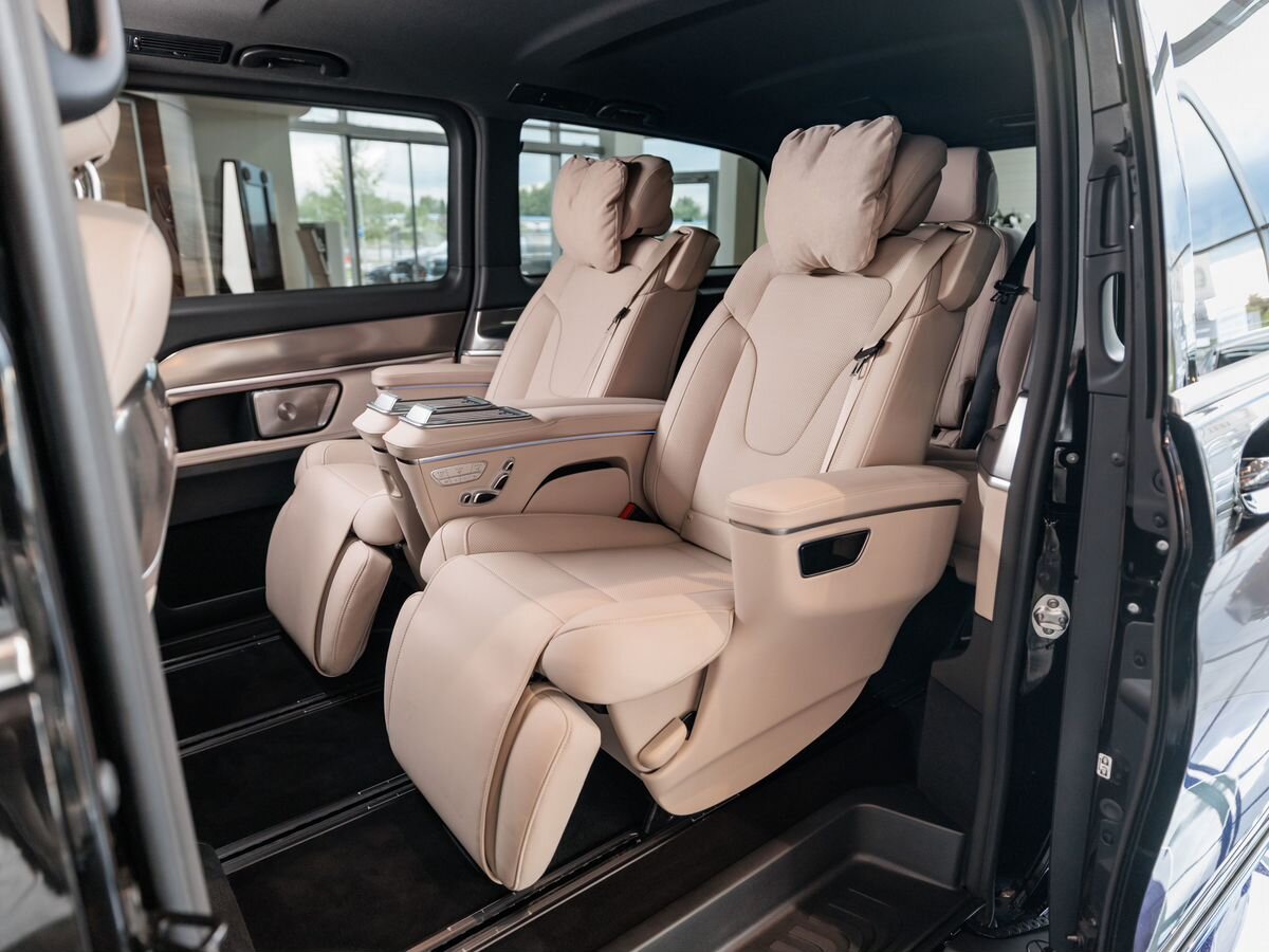 Mercedes-Benz V-Класс III (W447) Рестайлинг 2 300 d экстра длинный 2.0d AT (237 л.с.) 4WD