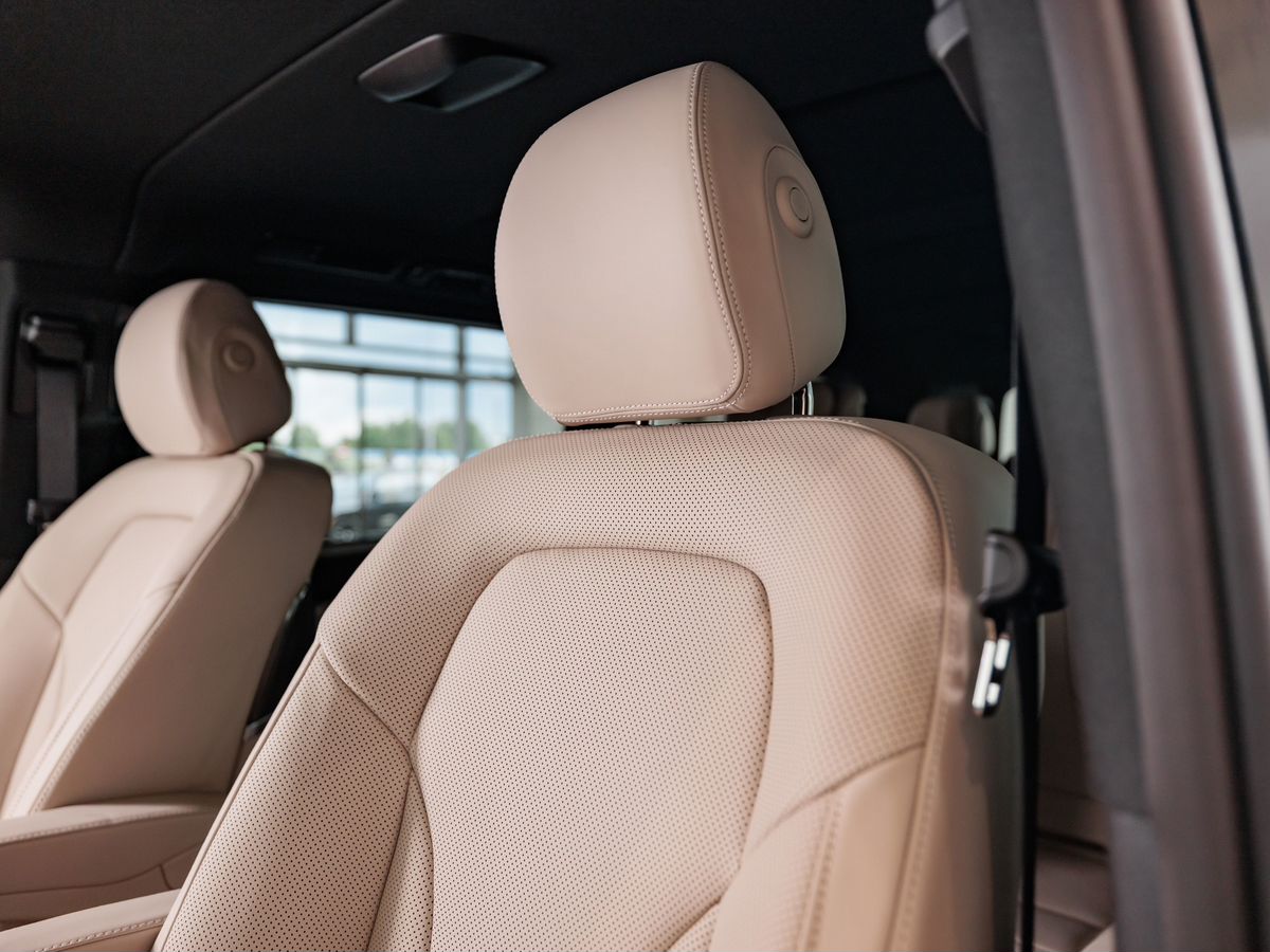 Mercedes-Benz V-Класс III (W447) Рестайлинг 2 300 d экстра длинный 2.0d AT (237 л.с.) 4WD