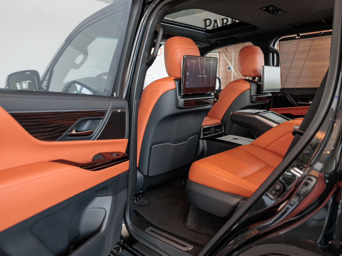 Lexus LX IV 600 3.4 AT (415 л.с.) 4WD