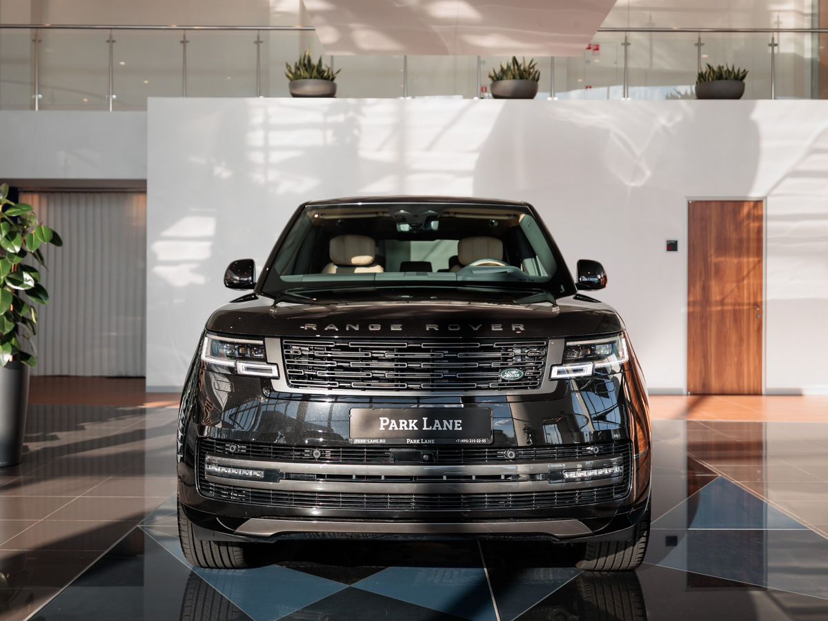 Land Rover Range Rover V P530 MHEV 4.4 AT (530 л.с.) 4WD