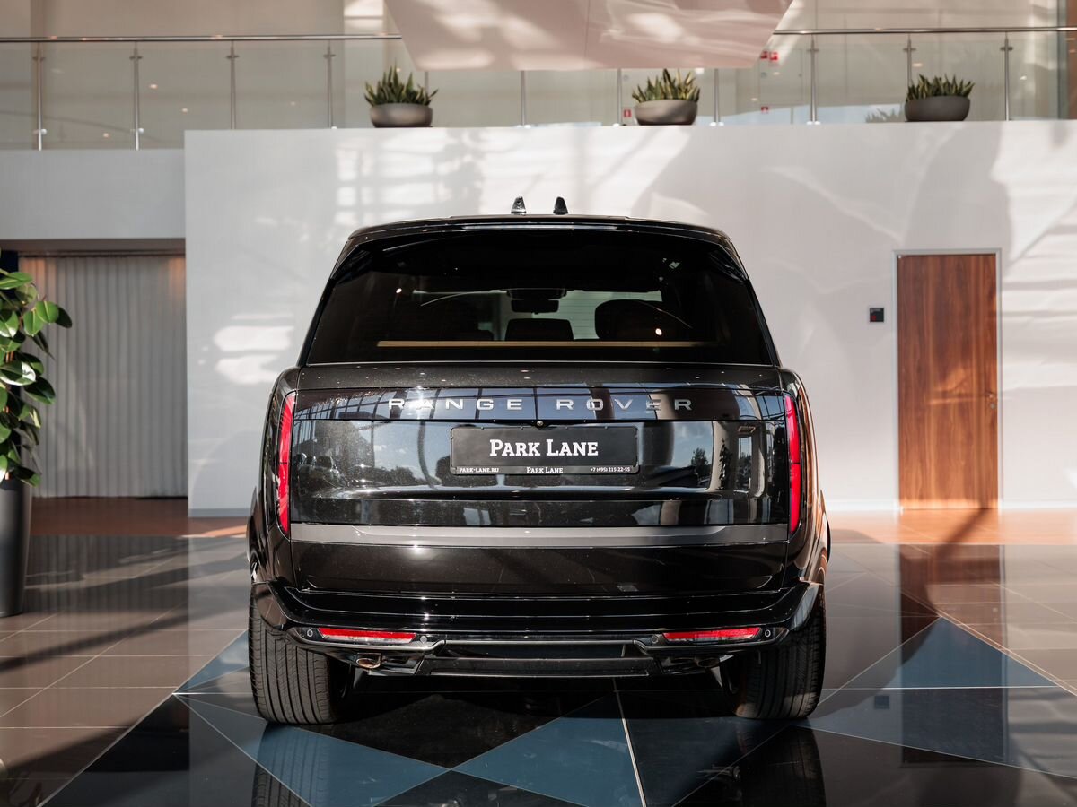 Land Rover Range Rover V P530 MHEV 4.4 AT (530 л.с.) 4WD