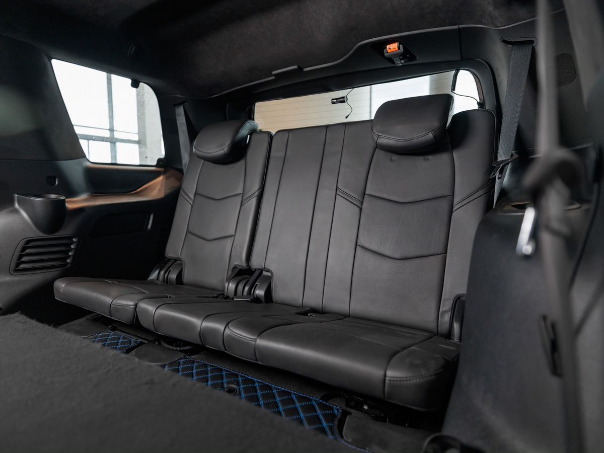 Cadillac Escalade IV 6.2 AT (426 л.с.) 4WD