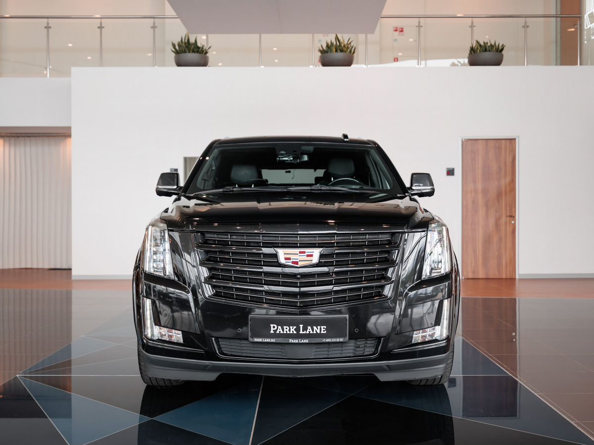 Cadillac Escalade IV 6.2 AT (426 л.с.) 4WD