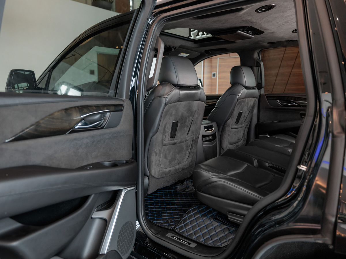 Cadillac Escalade IV 6.2 AT (426 л.с.) 4WD