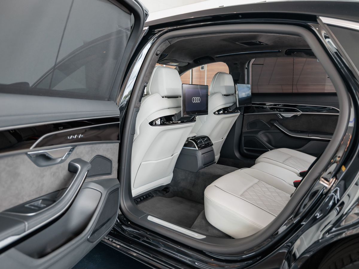 Audi A8 IV (D5) 55 TFSI 3.0 AT (340 л.с.) 4WD