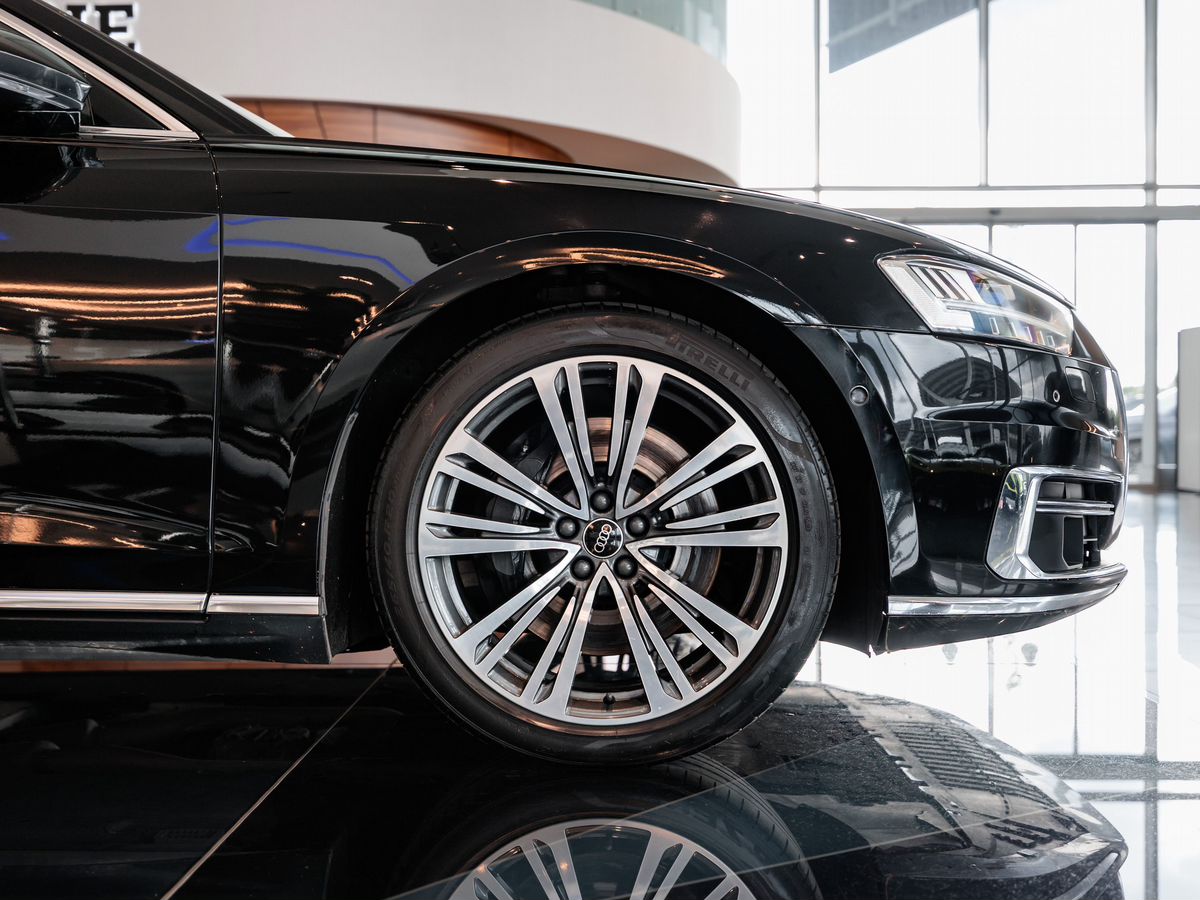 Audi A8 IV (D5) 55 TFSI 3.0 AT (340 л.с.) 4WD
