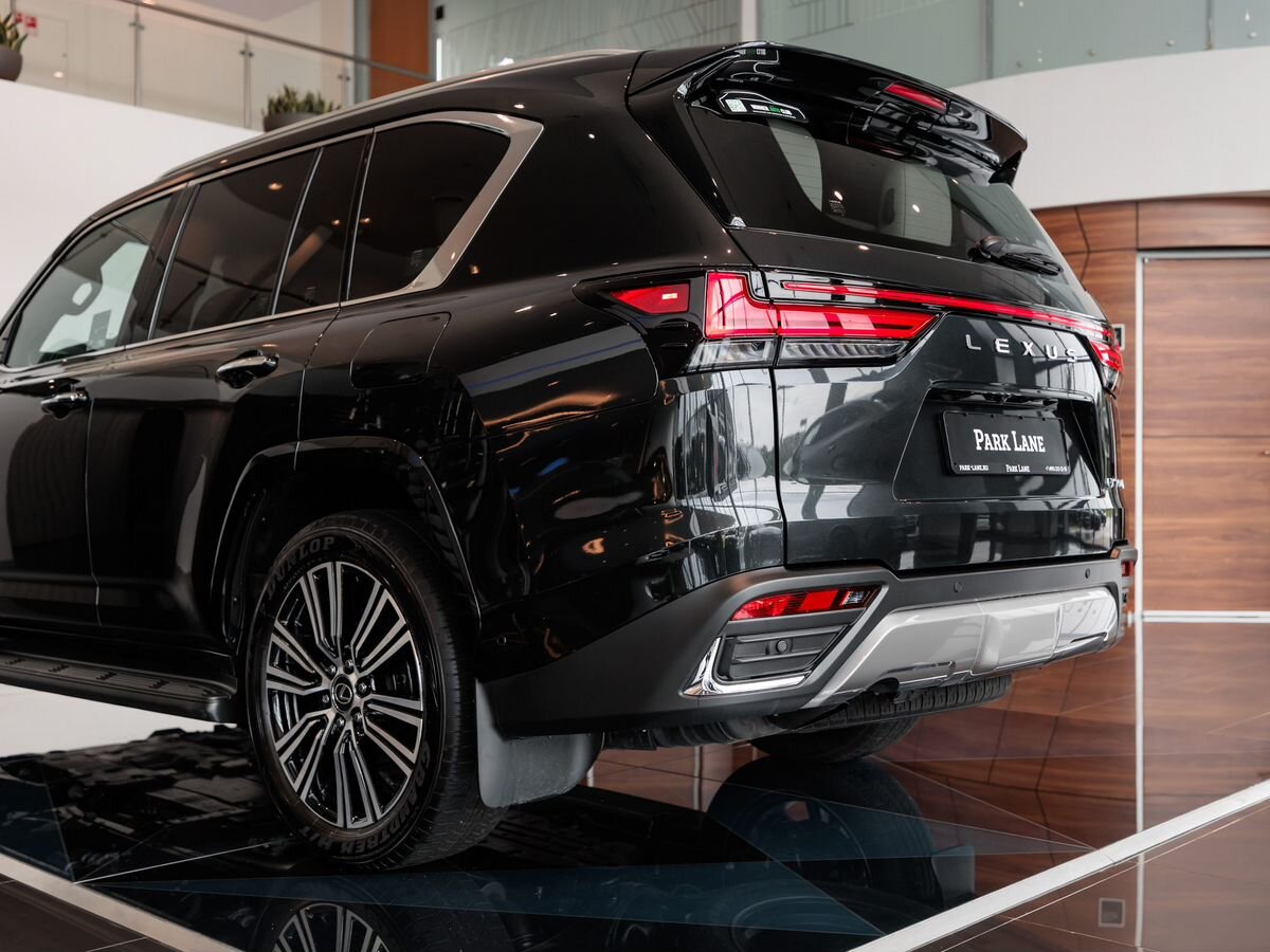 Lexus LX — фото 9