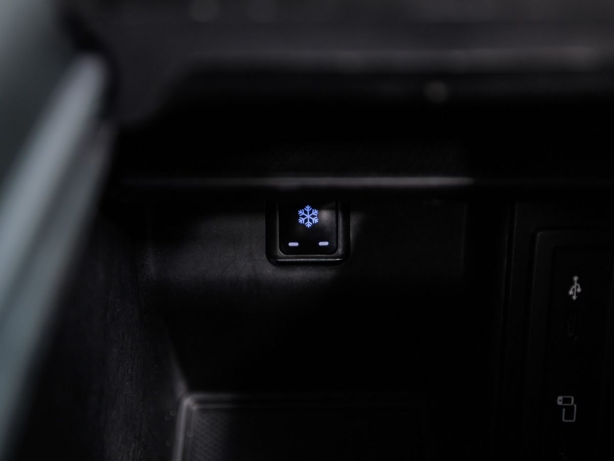 Mercedes-Benz V-Класс III (W447) Рестайлинг 300 d экстра длинный 2.0d AT (237 л.с.) 4WD