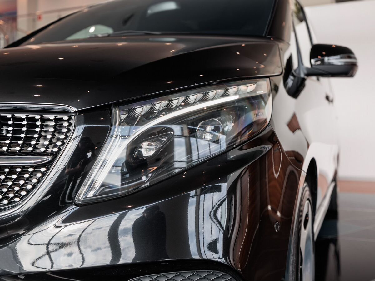 Mercedes-Benz V-Класс III (W447) Рестайлинг 300 d экстра длинный 2.0d AT (237 л.с.) 4WD