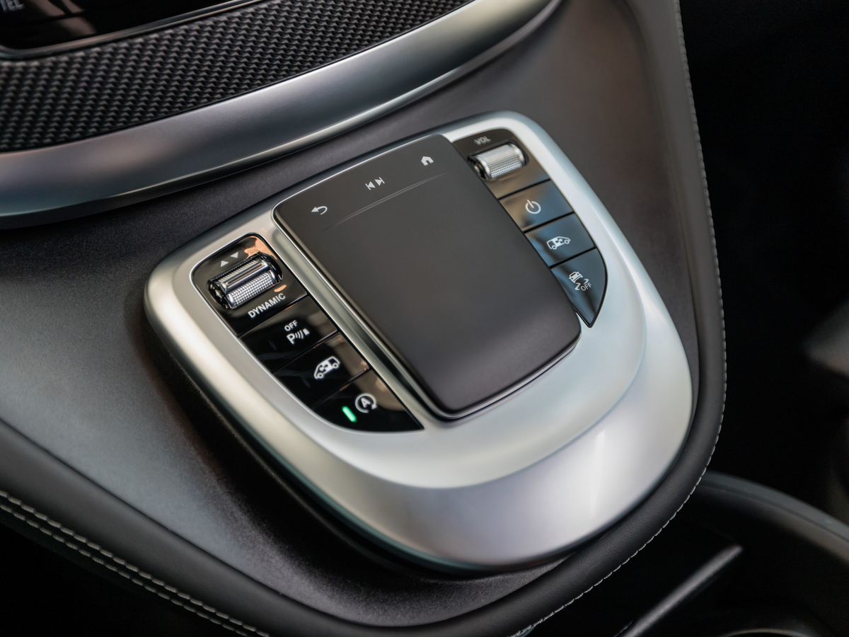 Mercedes-Benz V-Класс III (W447) Рестайлинг 300 d экстра длинный 2.0d AT (237 л.с.) 4WD