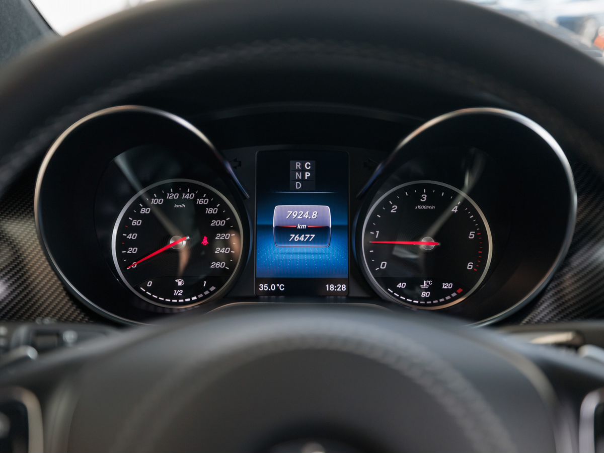 Mercedes-Benz V-Класс III (W447) Рестайлинг 300 d экстра длинный 2.0d AT (237 л.с.) 4WD