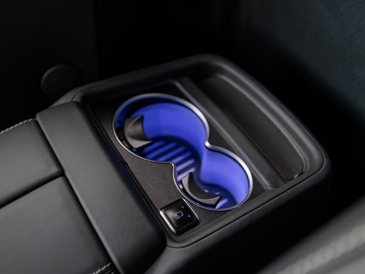 Mercedes-Benz V-Класс III (W447) Рестайлинг 300 d экстра длинный 2.0d AT (237 л.с.) 4WD