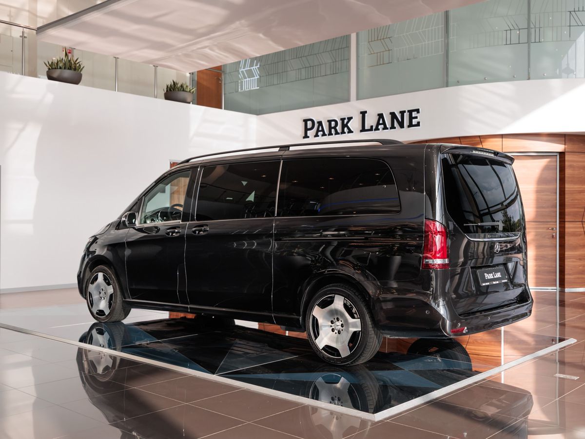 Mercedes-Benz V-Класс III (W447) Рестайлинг 300 d экстра длинный 2.0d AT (237 л.с.) 4WD