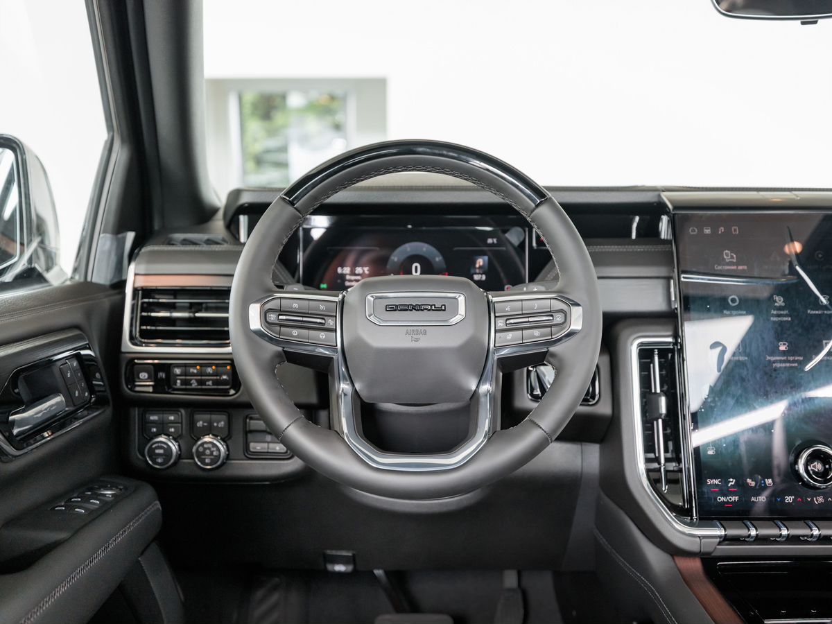 GMC Yukon — фото 12