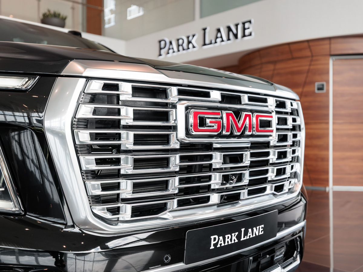 GMC Yukon — фото 5