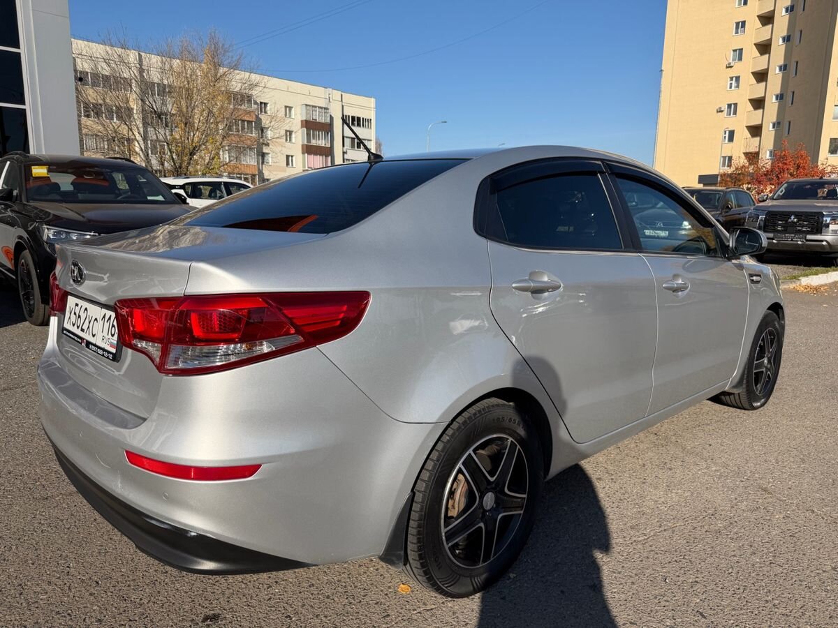 Kia Rio 2016 — фото 3