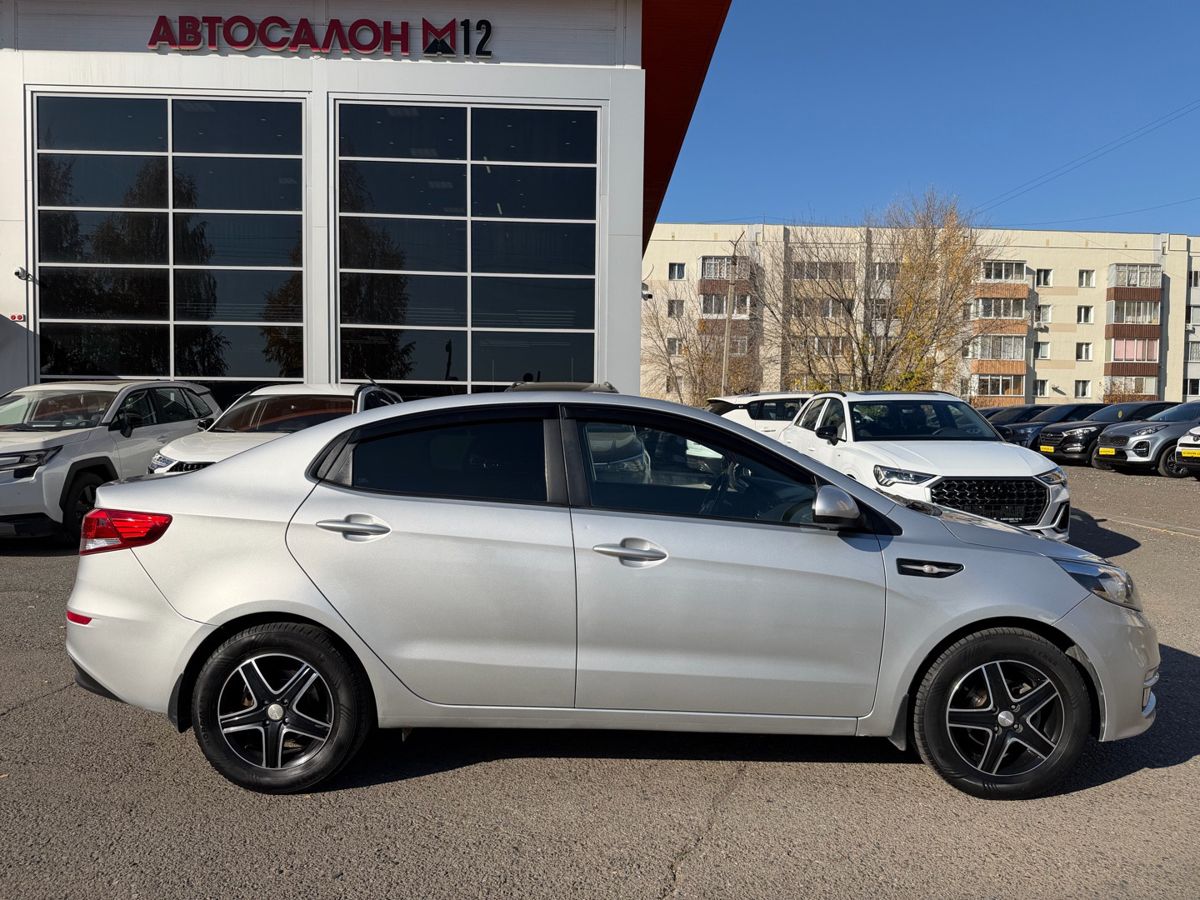 Kia Rio 2016 — фото 2