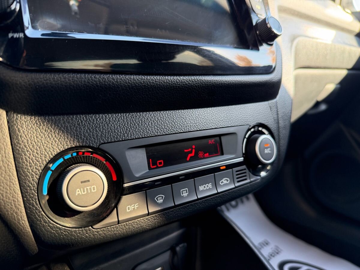 Kia Rio 2016 — фото 19