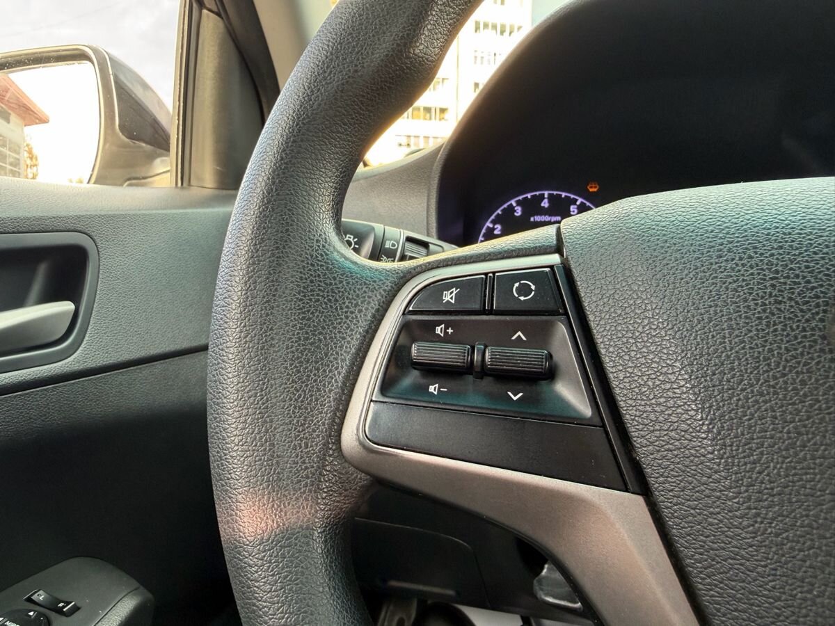 Hyundai Solaris 2019 — фото 15