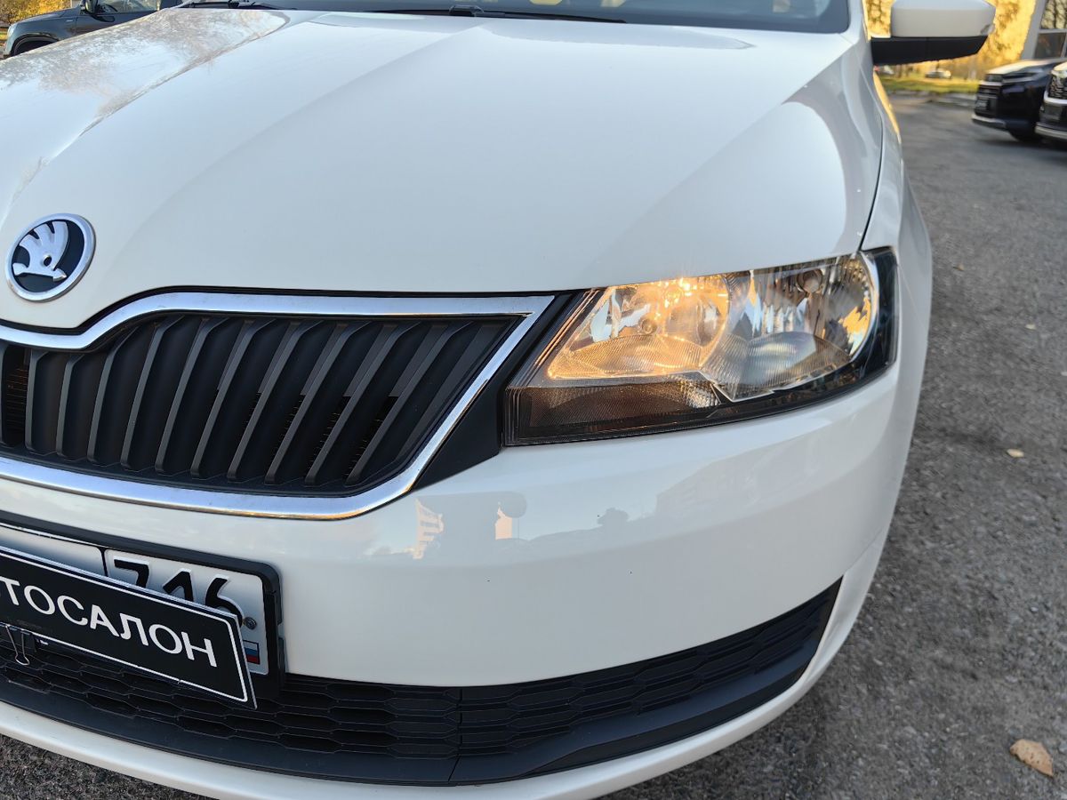 Skoda Rapid 2018 — фото 24