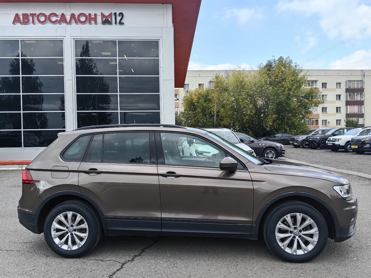 Volkswagen Tiguan 2019 — фото 2