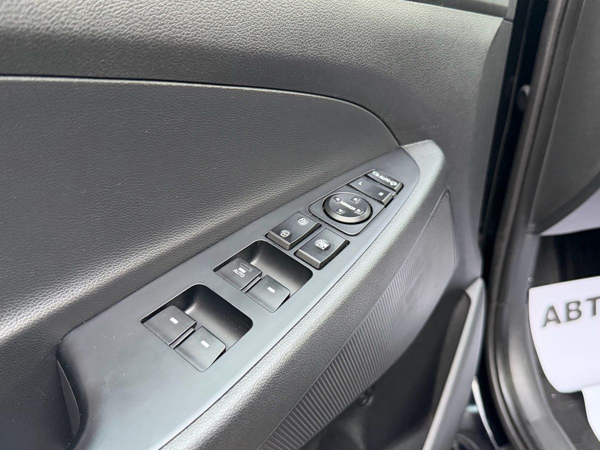 Hyundai Tucson 2017 — фото 11