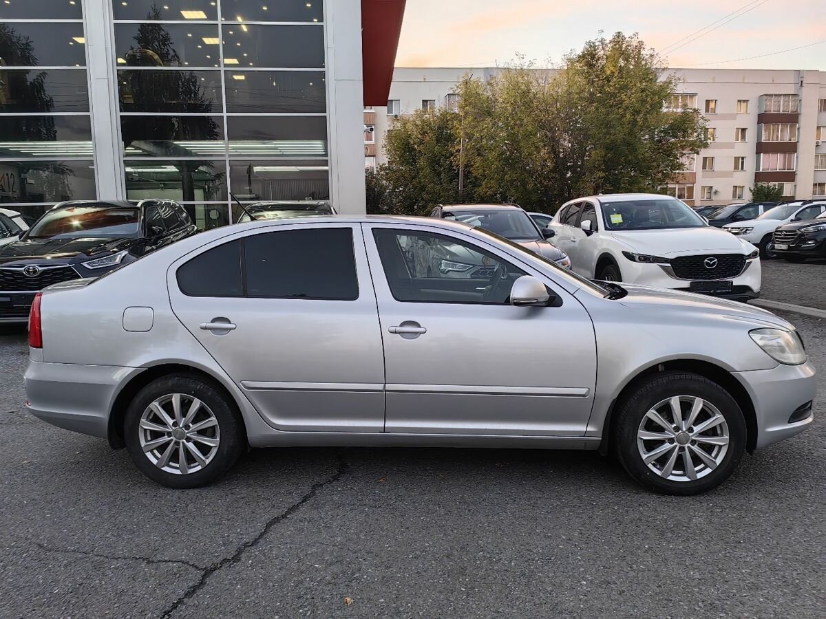 Skoda Octavia 2013 — фото 2