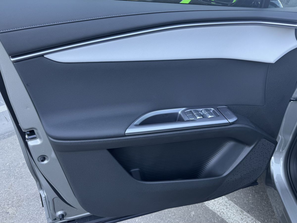 Omoda C5 Стиль