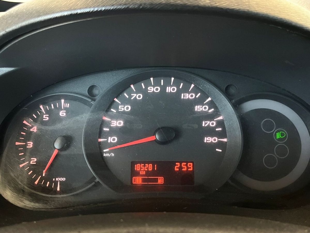 Renault Kangoo 999 2014 г.в., 185 281 км.