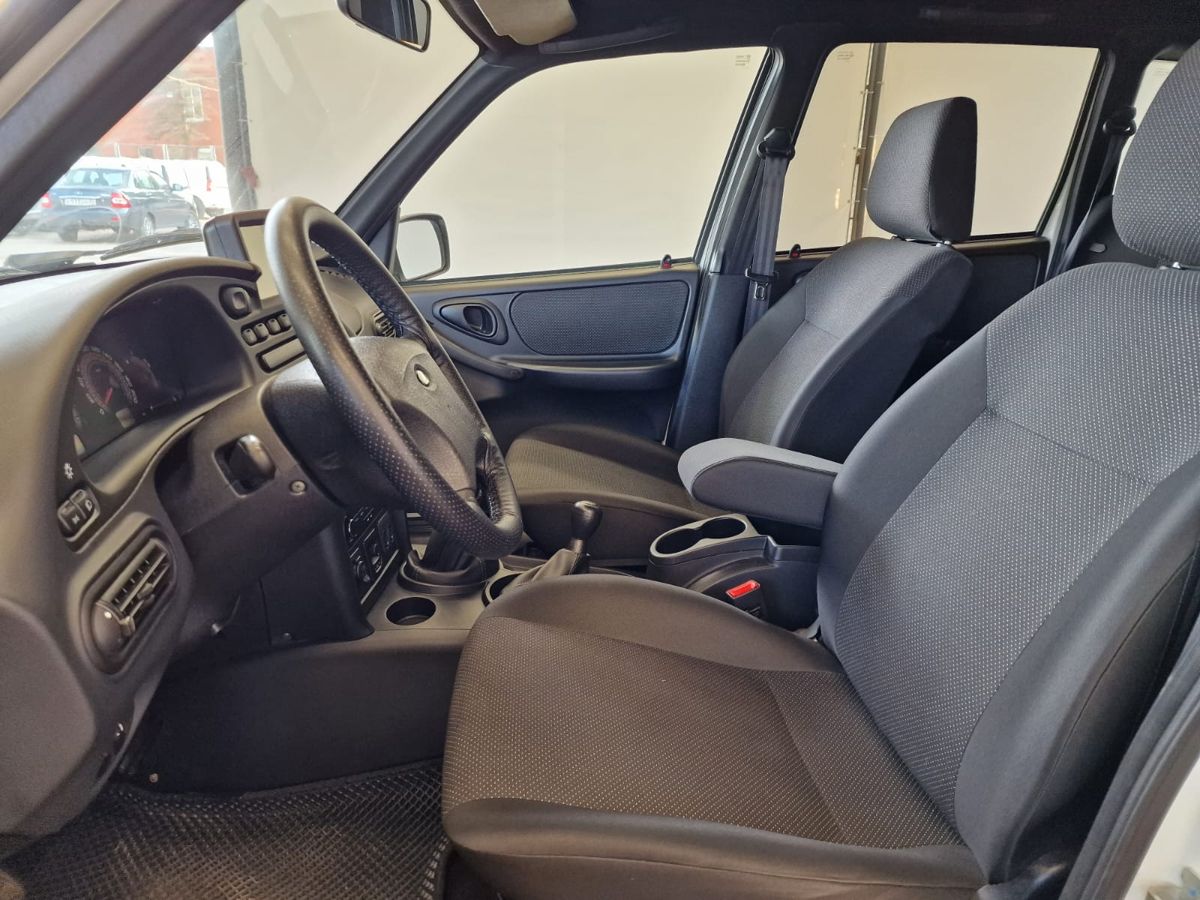 Lada Niva Travel KHL'24 (2023-2024) 2023 г.в., 48 138 км.