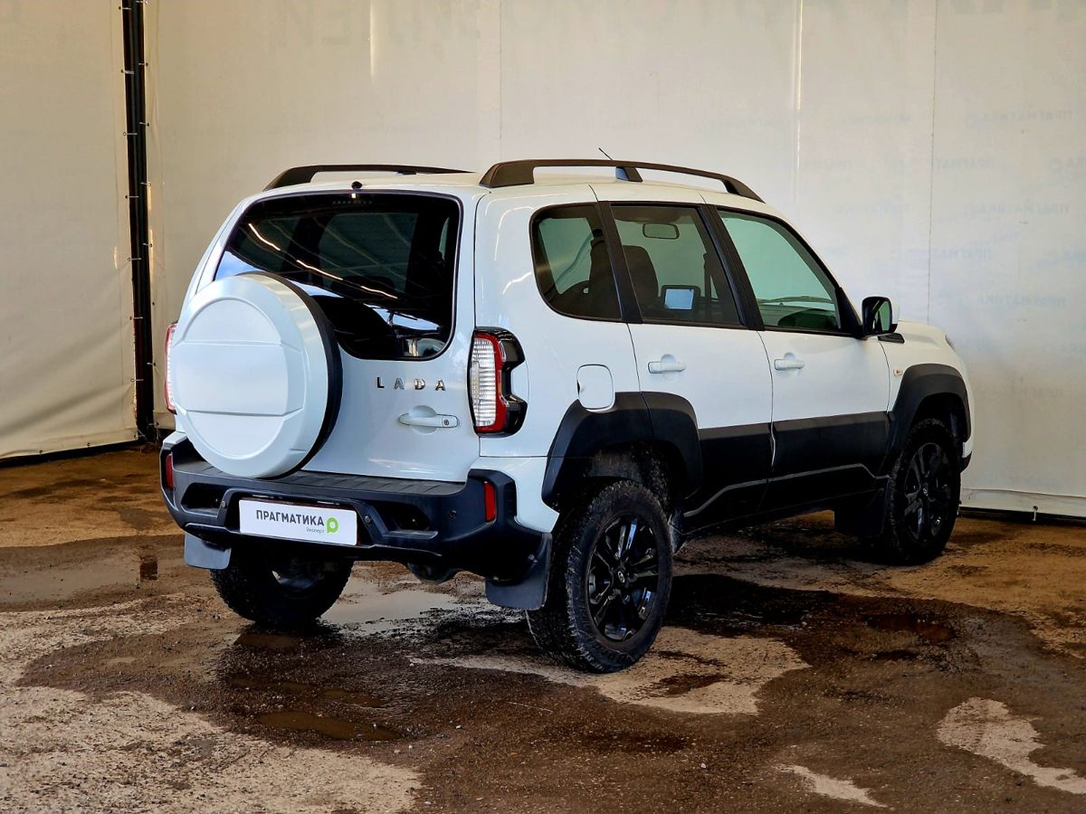 Lada Niva Travel KHL'24 (2023-2024) 2023 г.в., 48 138 км.