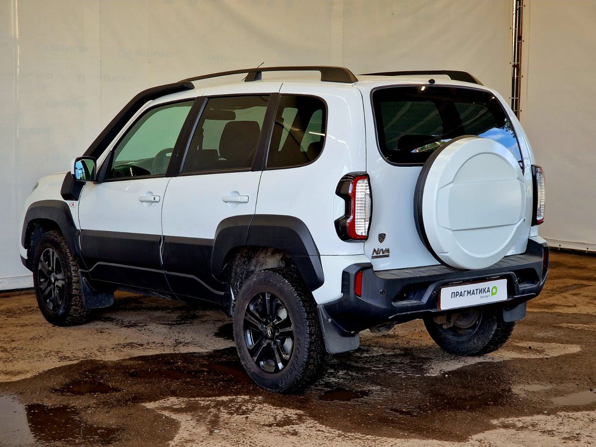 Lada Niva Travel KHL'24 (2023-2024) 2023 г.в., 48 138 км.