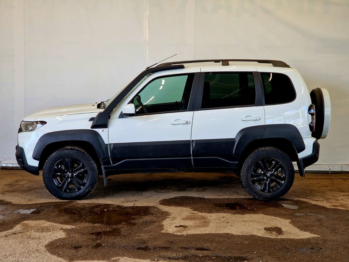 Lada Niva Travel KHL'24 (2023-2024) 2023 г.в., 48 138 км.