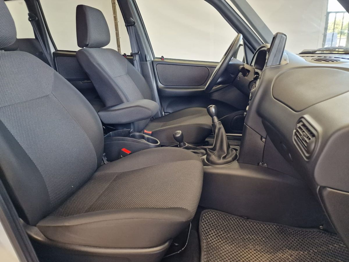 Lada Niva Travel KHL'24 (2023-2024) 2023 г.в., 48 138 км.