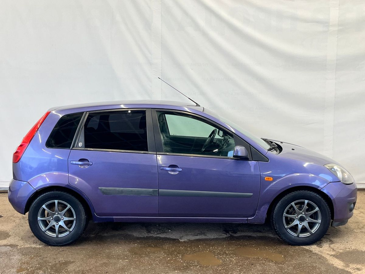 Ford Fiesta Ghia 2008 г.в., 303 000 км.