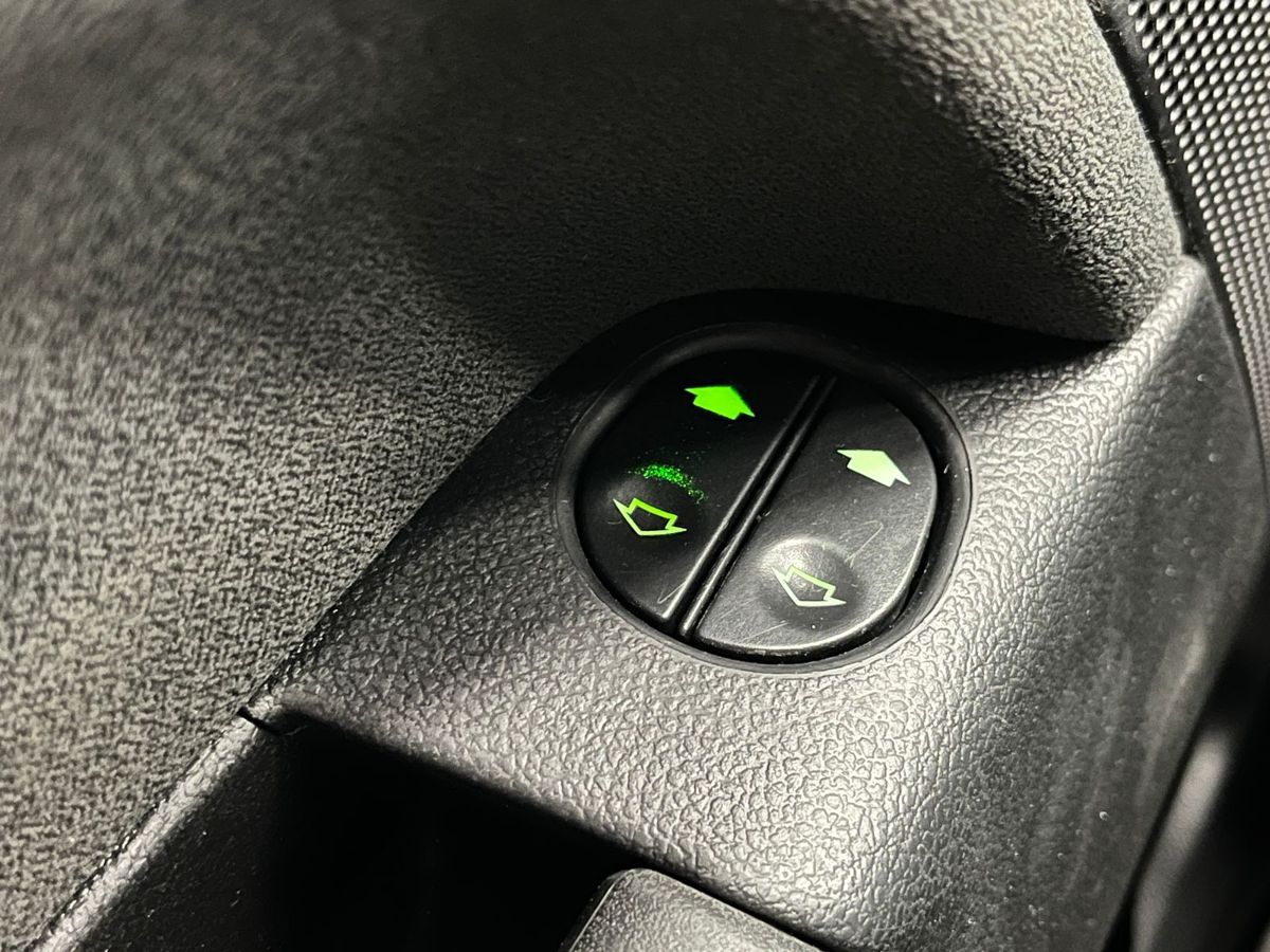 Ford Fiesta Ghia 2008 г.в., 303 000 км.