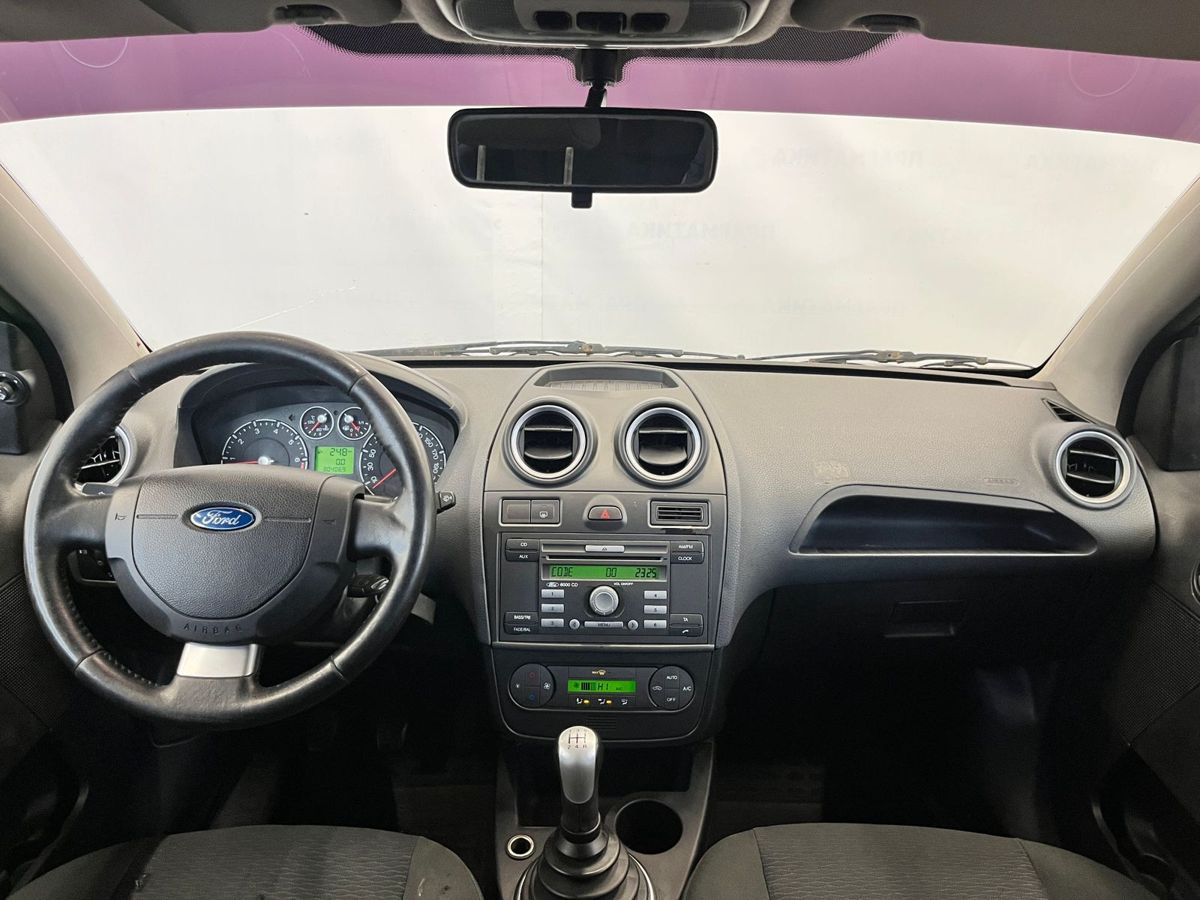 Ford Fiesta Ghia 2008 г.в., 303 000 км.