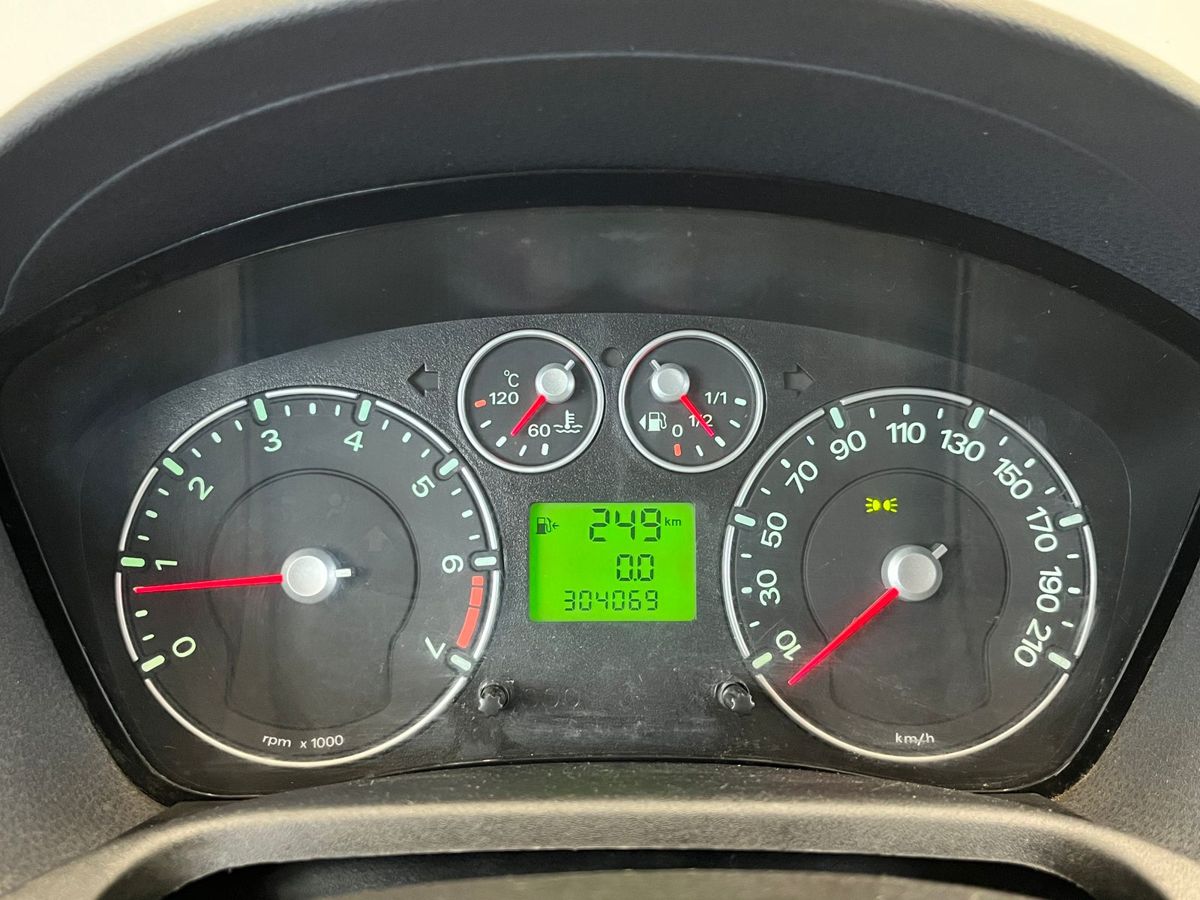 Ford Fiesta Ghia 2008 г.в., 303 000 км.