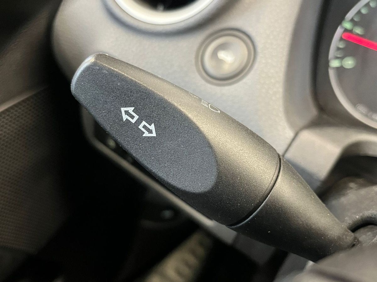 Ford Fiesta Ghia 2008 г.в., 303 000 км.