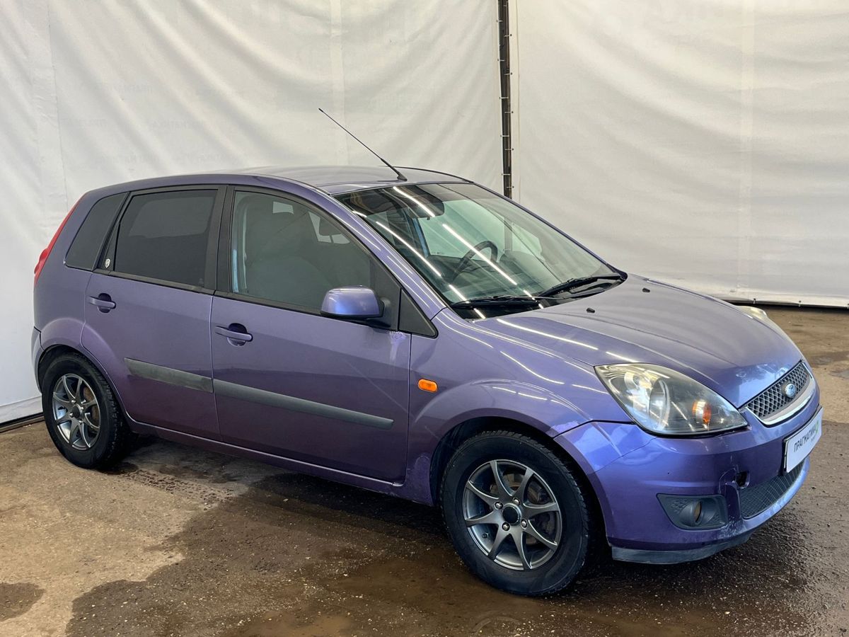 Ford Fiesta Ghia 2008 г.в., 303 000 км.