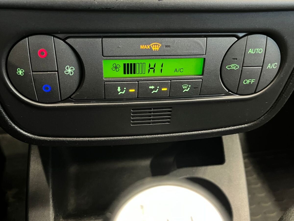 Ford Fiesta Ghia 2008 г.в., 303 000 км.