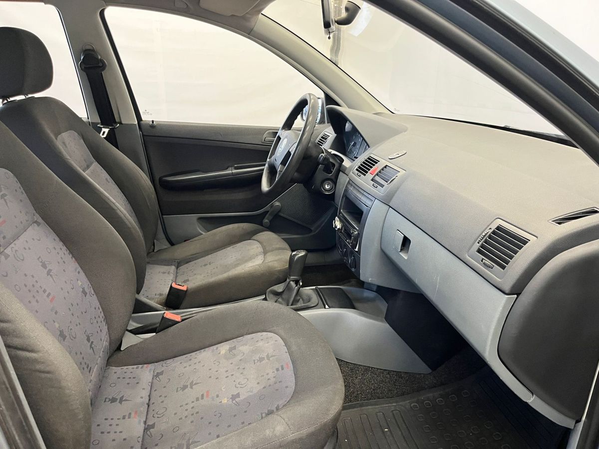 Skoda Fabia 999 2003 г.в., 246 686 км.