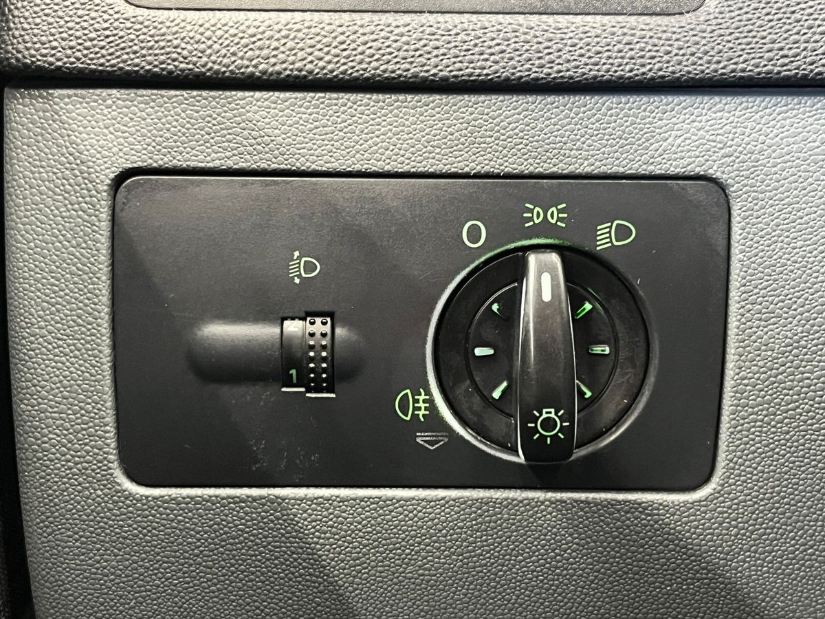 Skoda Fabia 999 2003 г.в., 246 686 км.