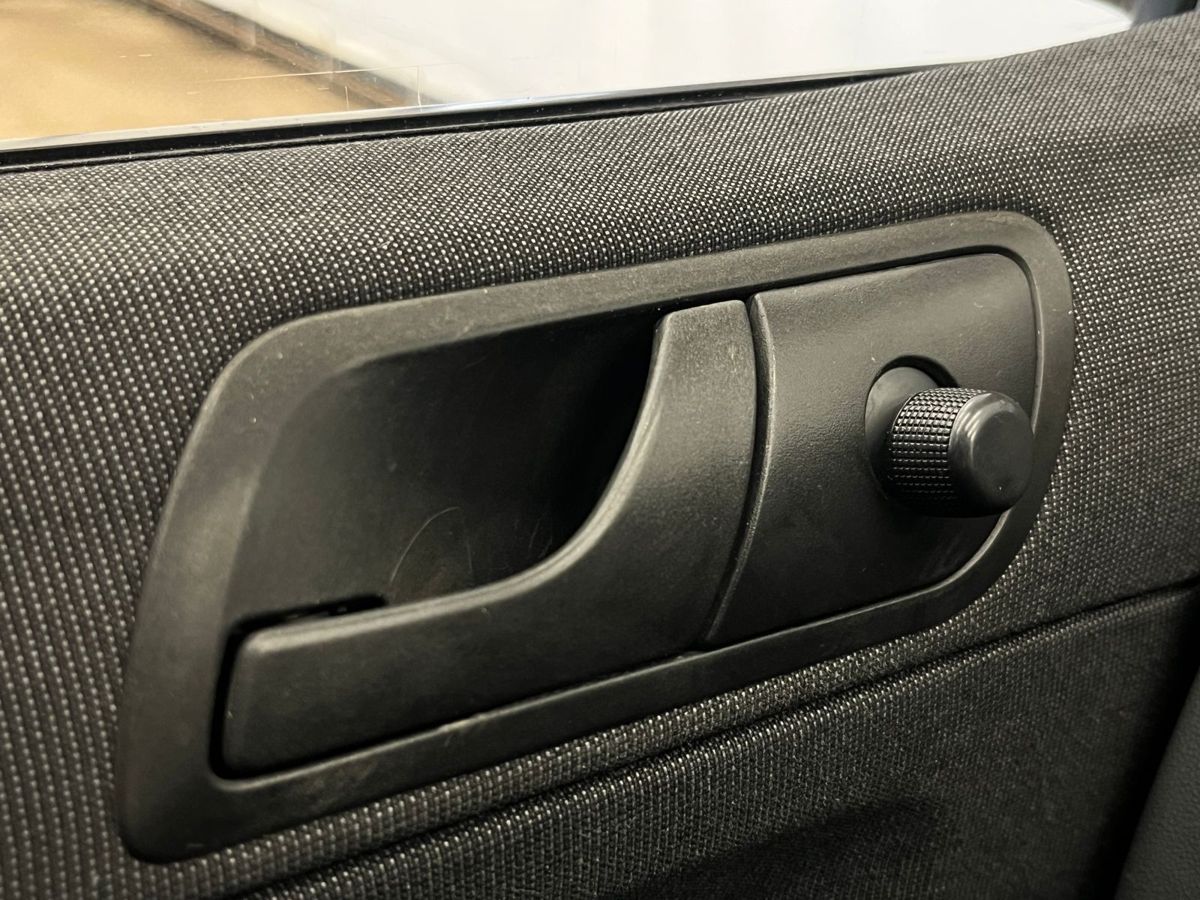 Skoda Fabia 999 2003 г.в., 246 686 км.