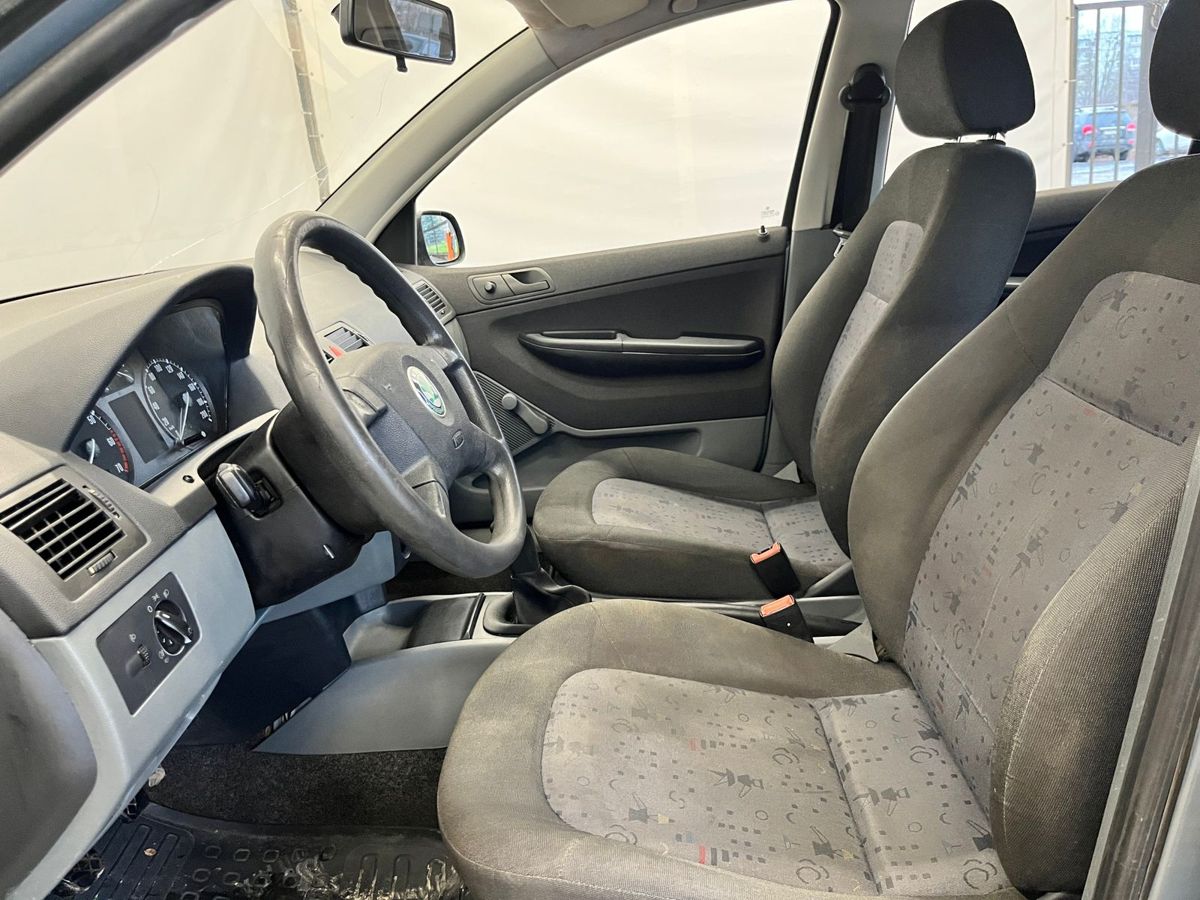 Skoda Fabia 999 2003 г.в., 246 686 км.
