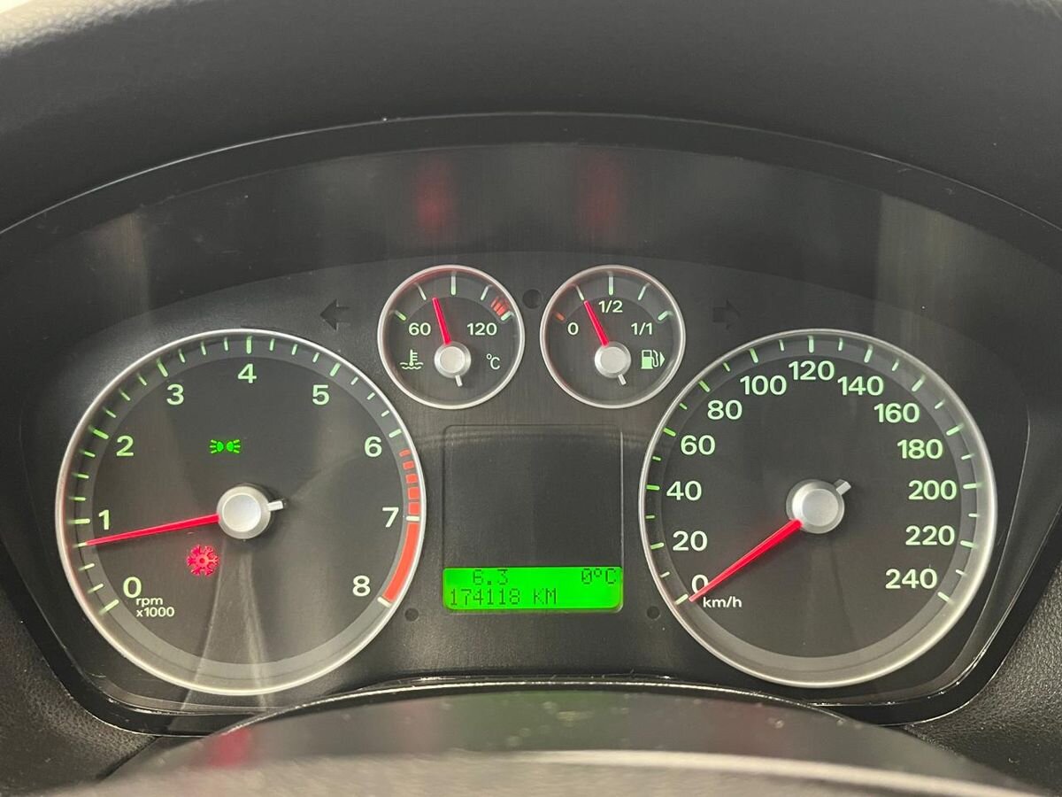 Ford Focus Ghia 2006 г.в., 174 118 км.