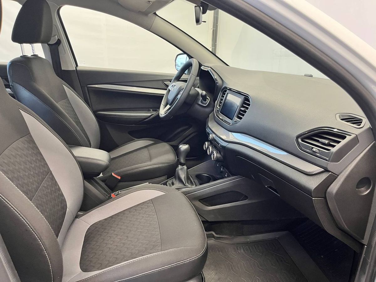 Lada Vesta Life 2023 г.в., 32 636 км.